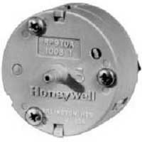 Honeywell RP970 Pneumatic Capacity Relay